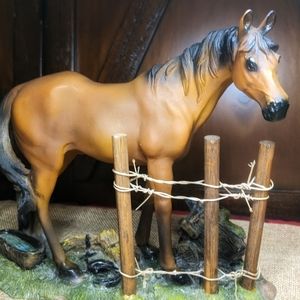 Vintage Collection Horse and Barb Wire